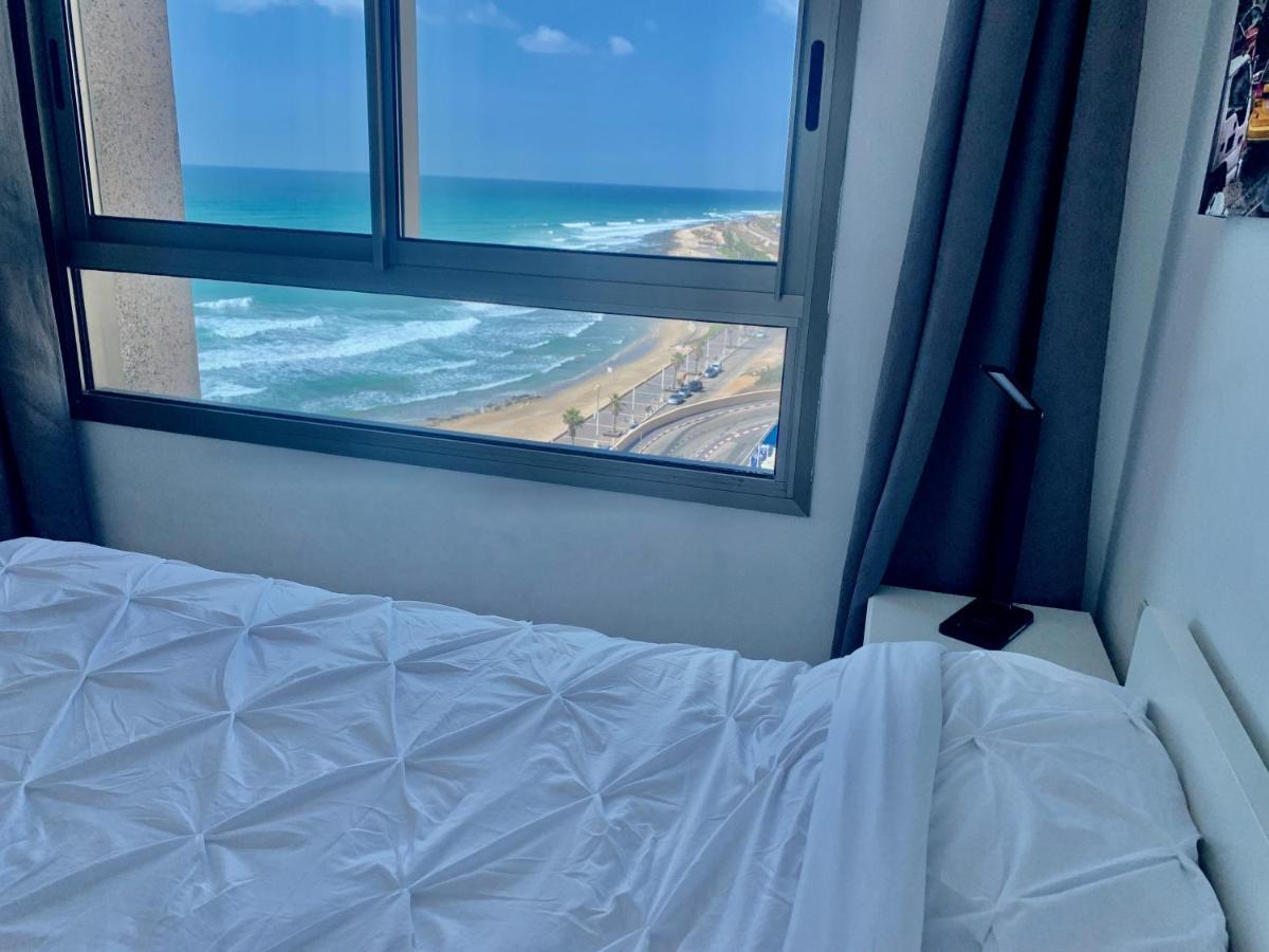 Luxurious Beach Apartment Haifa Esterno foto