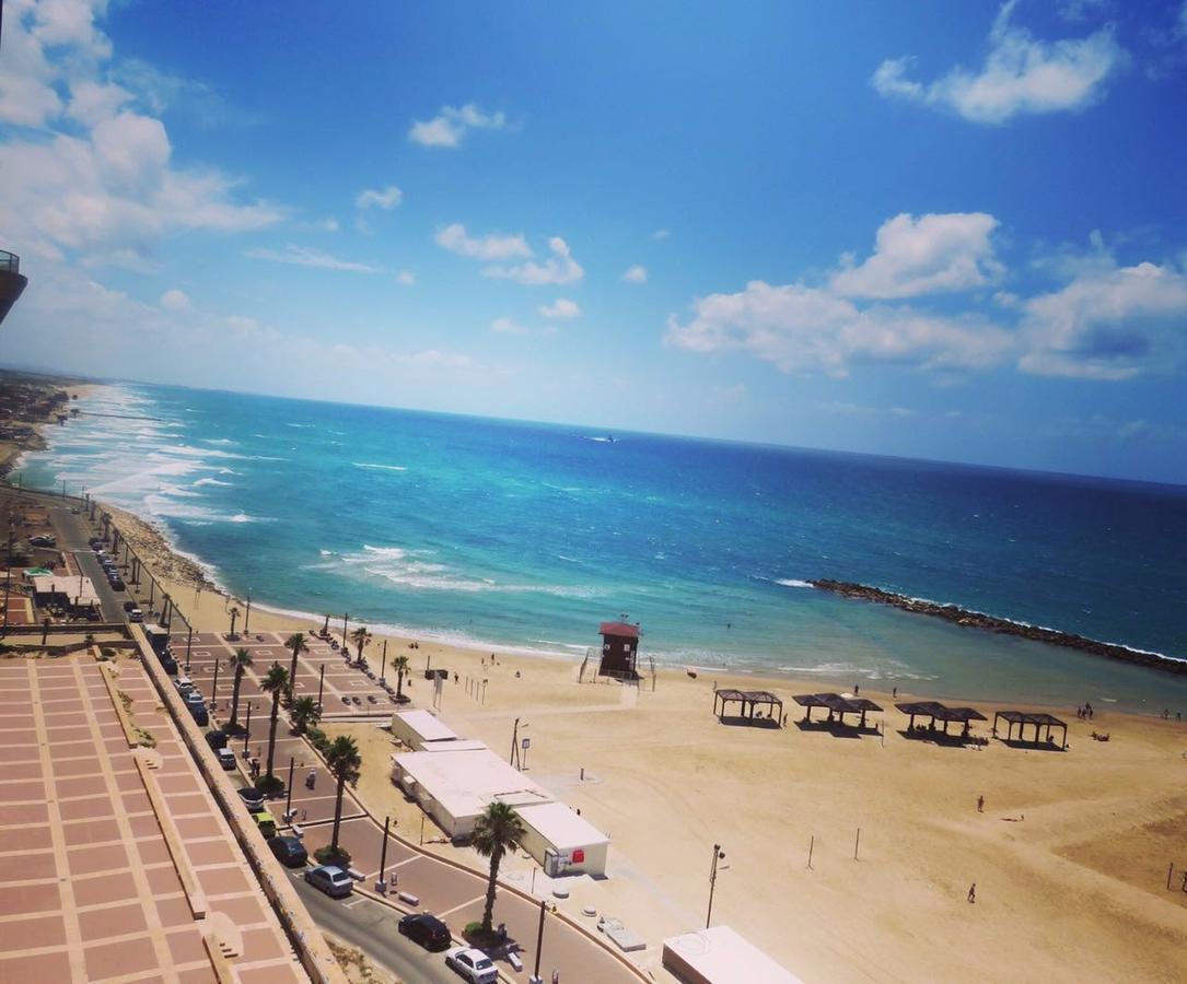 Luxurious Beach Apartment Haifa Esterno foto