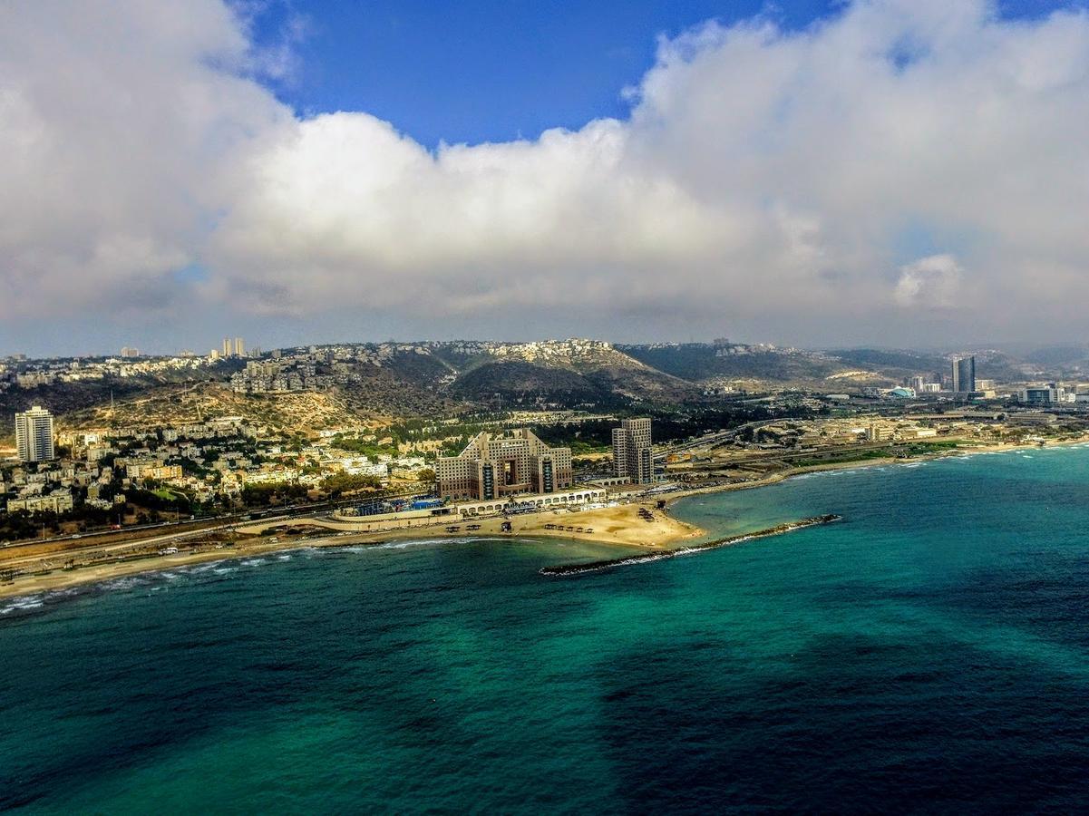 Luxurious Beach Apartment Haifa Esterno foto